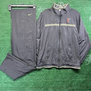 Vintage 90’s Nike Heritage Logo Women’s Tracksuit